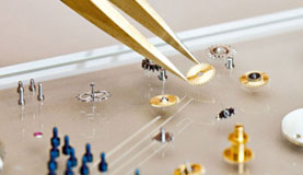 太原伯爵指定维修门店打开表壳